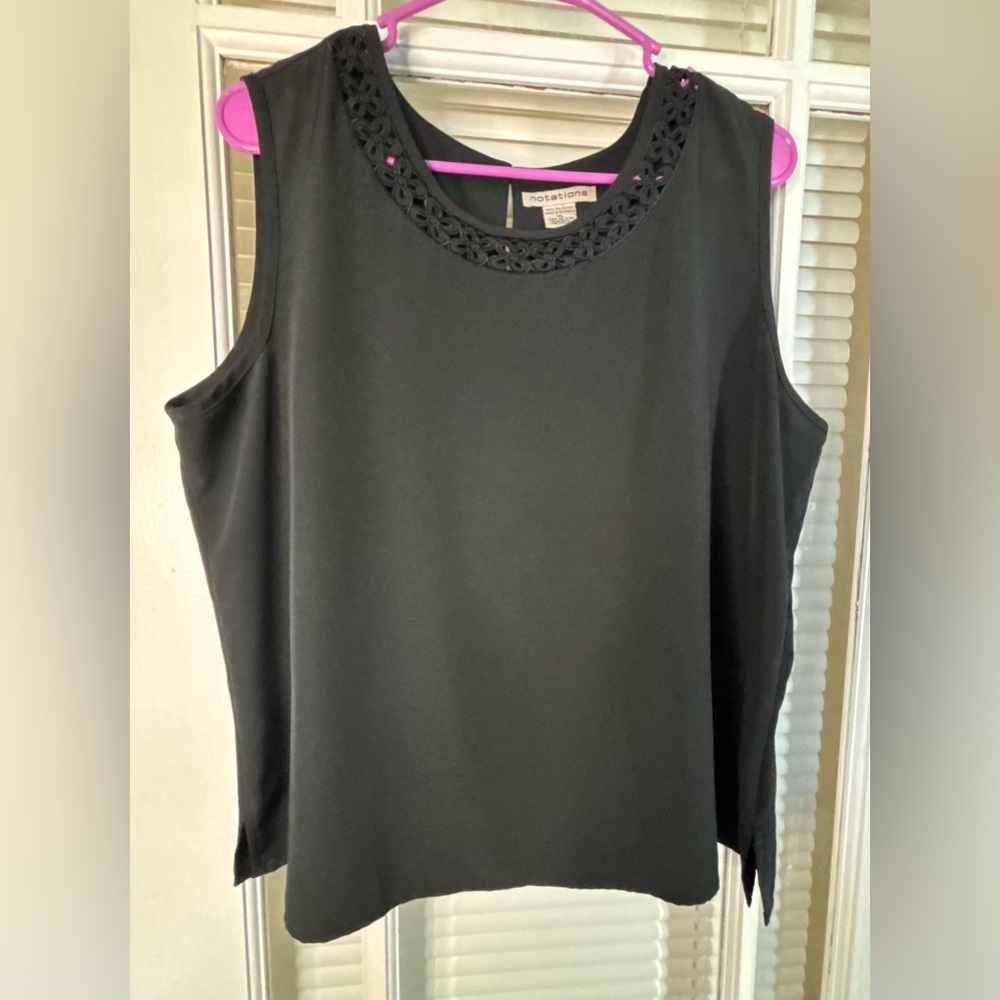 Notations Women's Black Sleeveless Top-XL